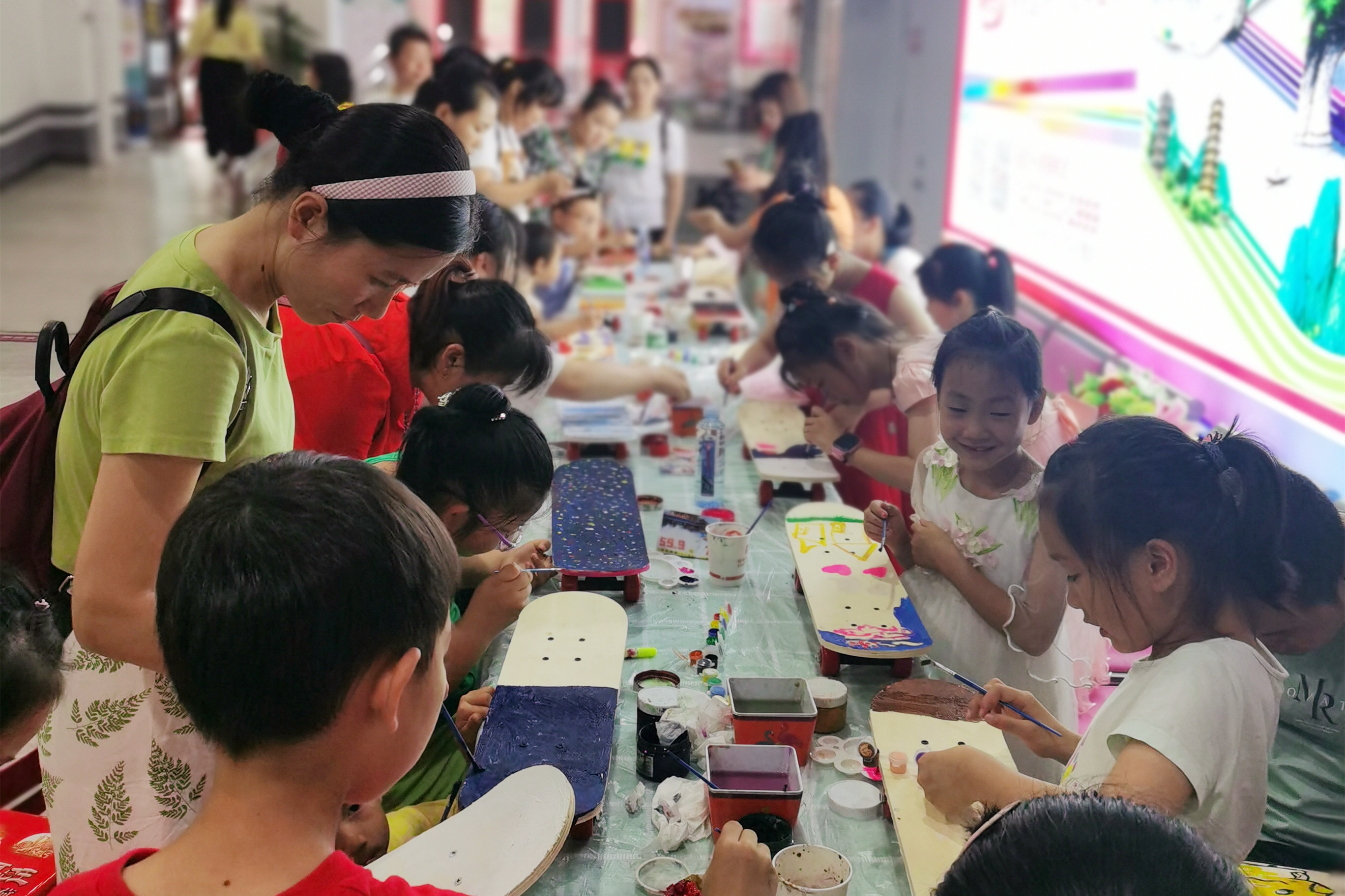 鼎翔游览发展“智勇闯关，一路炫父”主题活动.jpg